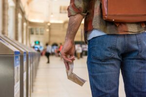 Las deudas médicas pueden poner en riesgo tu situación migratoria