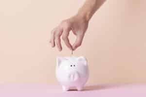 ¿Pagar deudas o invertir primero? 6 claves que nadie te explica